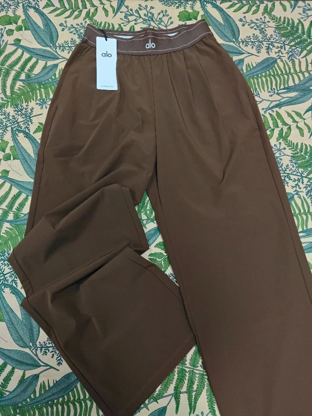 🍃ALO Yoga Suit Up Trouser Regular Espresso Brown 😉NWT Brown Wide Leg Pants